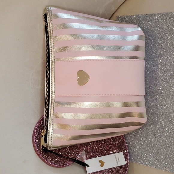 Source Unknown Handbags - Cosmetic Bag 💖NWT💖 Pink & Gold Stripes with Gold Heart!